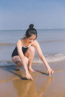 女邻居在线