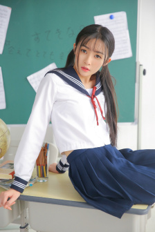 巨女丰满爆乳潮喷喷汁视频